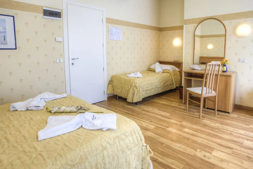 Hotel San Francisco Spiaggia Rimini 3*,  Italy